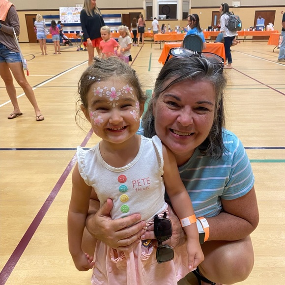 Meet your Posher, Robin - Picture 7 of 7